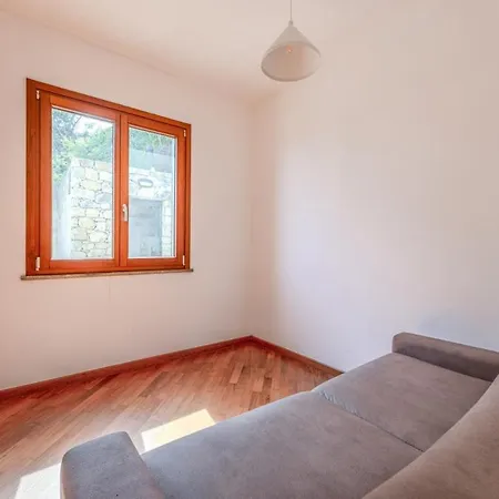 Casa Manes - Goelba *